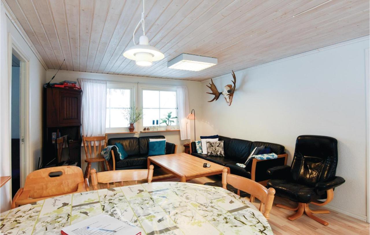 Pet Friendly Home In Sysslebaeck With Kitchen Langav Екстер'єр фото